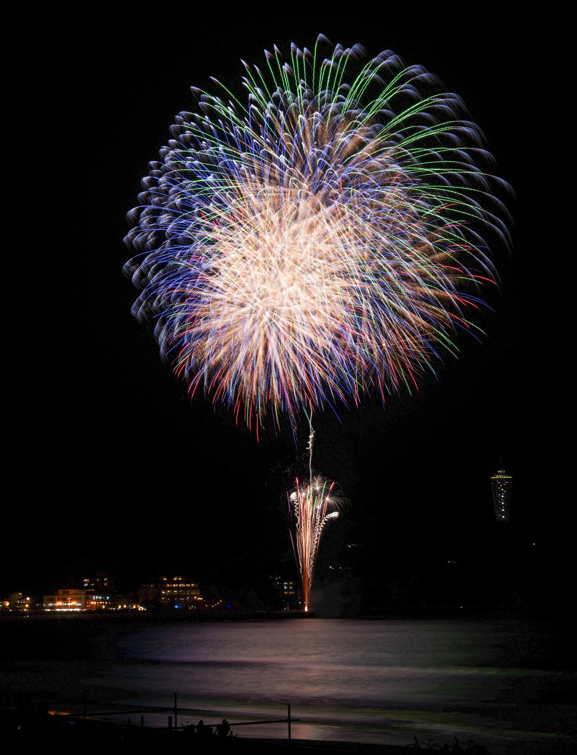 Enoshima Fireworks